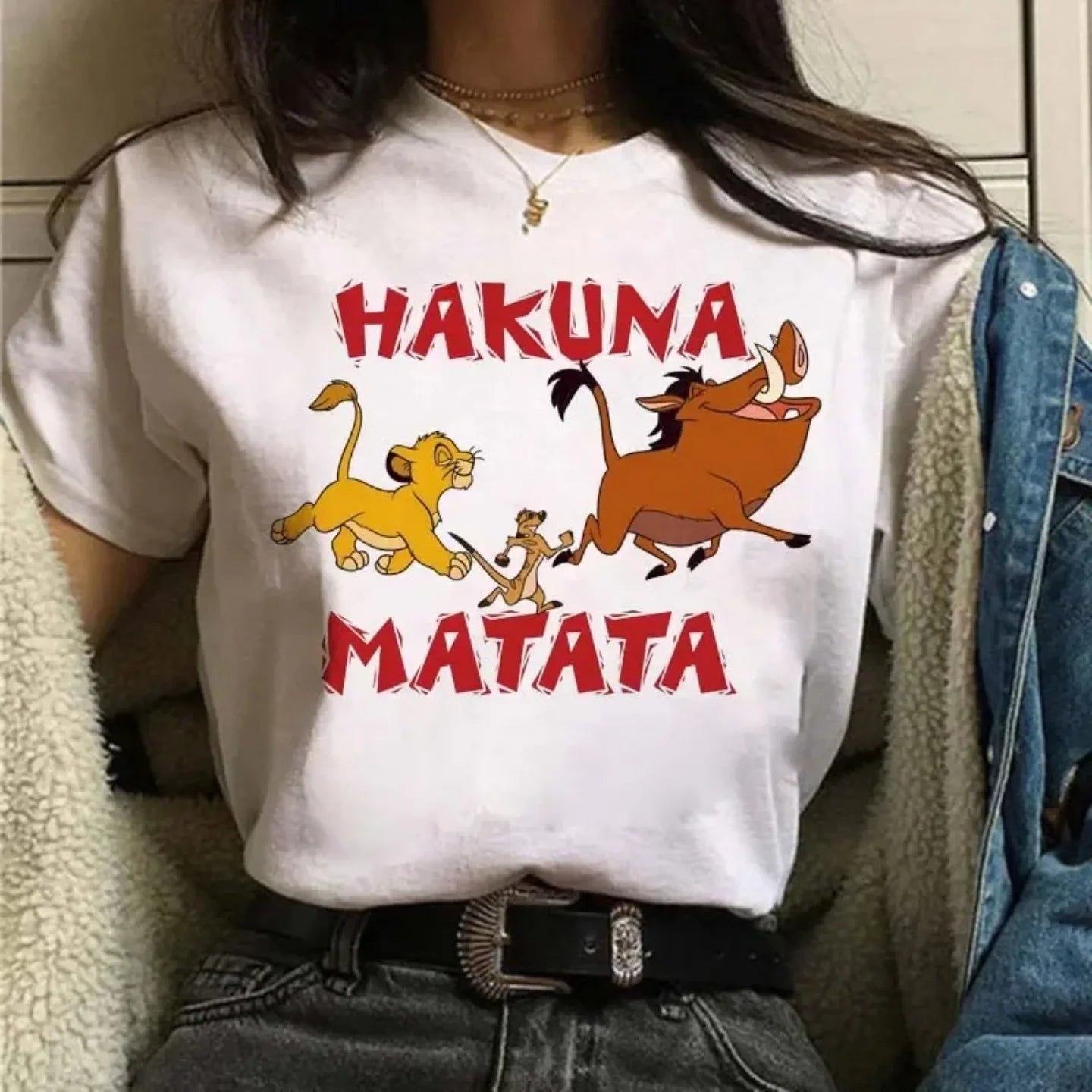 Camiseta Disney El Rey León Hakuna Matata para Mujer