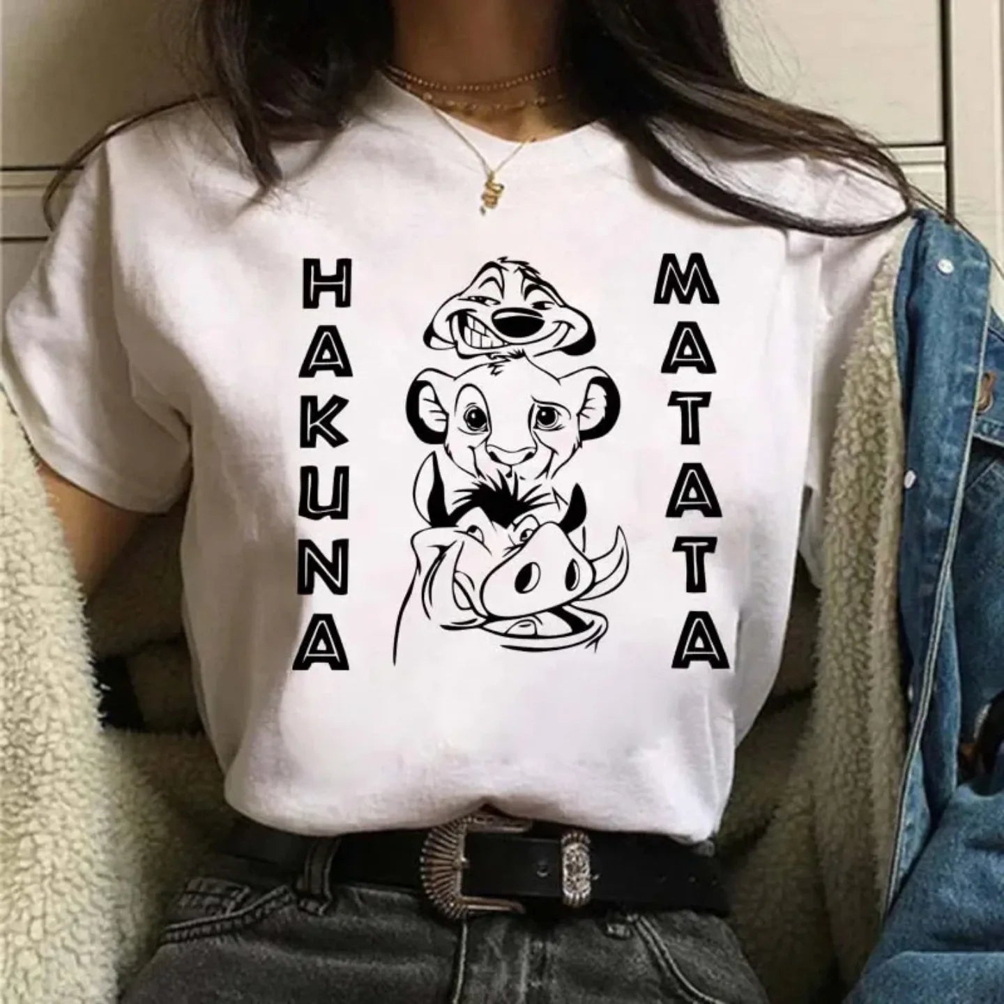 Camiseta Disney El Rey León Hakuna Matata para Mujer