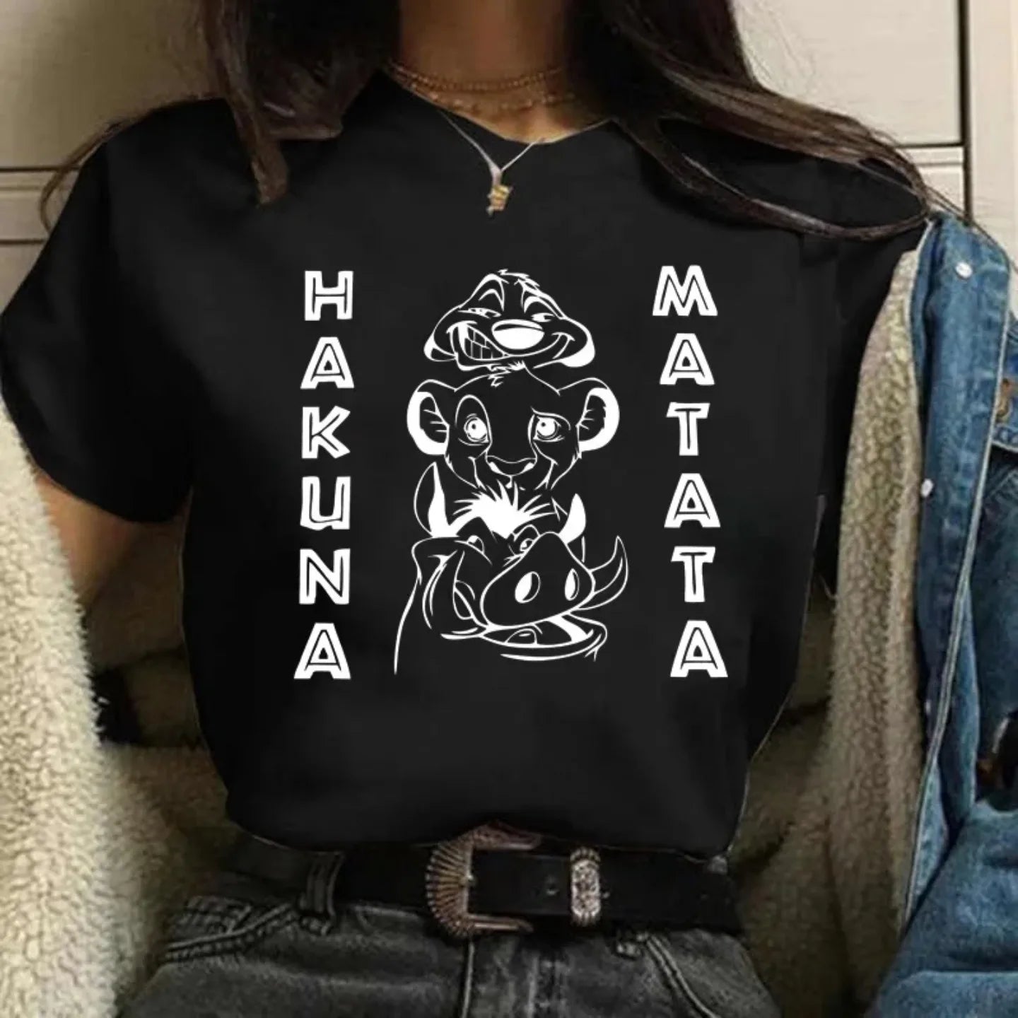 Camiseta Disney El Rey León Hakuna Matata para Mujer